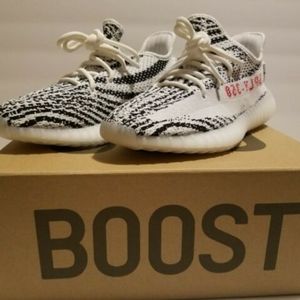 Yeezy Boost 350 v2 "Zebra"